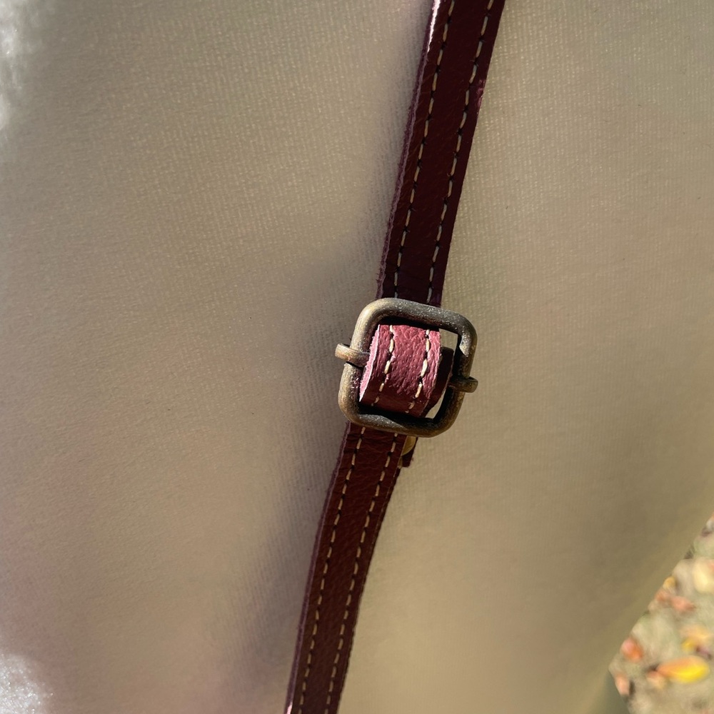 NWT NFR Clear Leather Crossbody with fringe - Picture 7 of 7